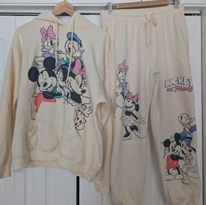 Disney Mickey & Friends 2 Piece Set Size Large